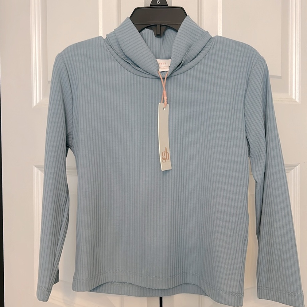 Brand new girls size 6 blue Gianni Bini turtleneck shirt